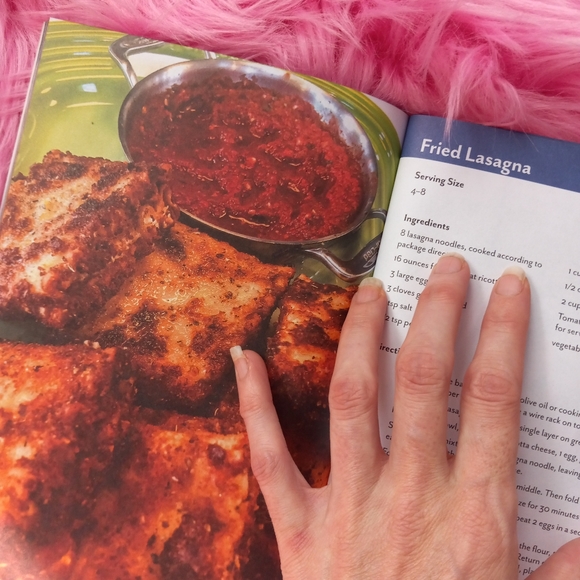 Set of easy follow cook books! Grill cookout & comfort foods made easy recipes! - Picture 11 of 15